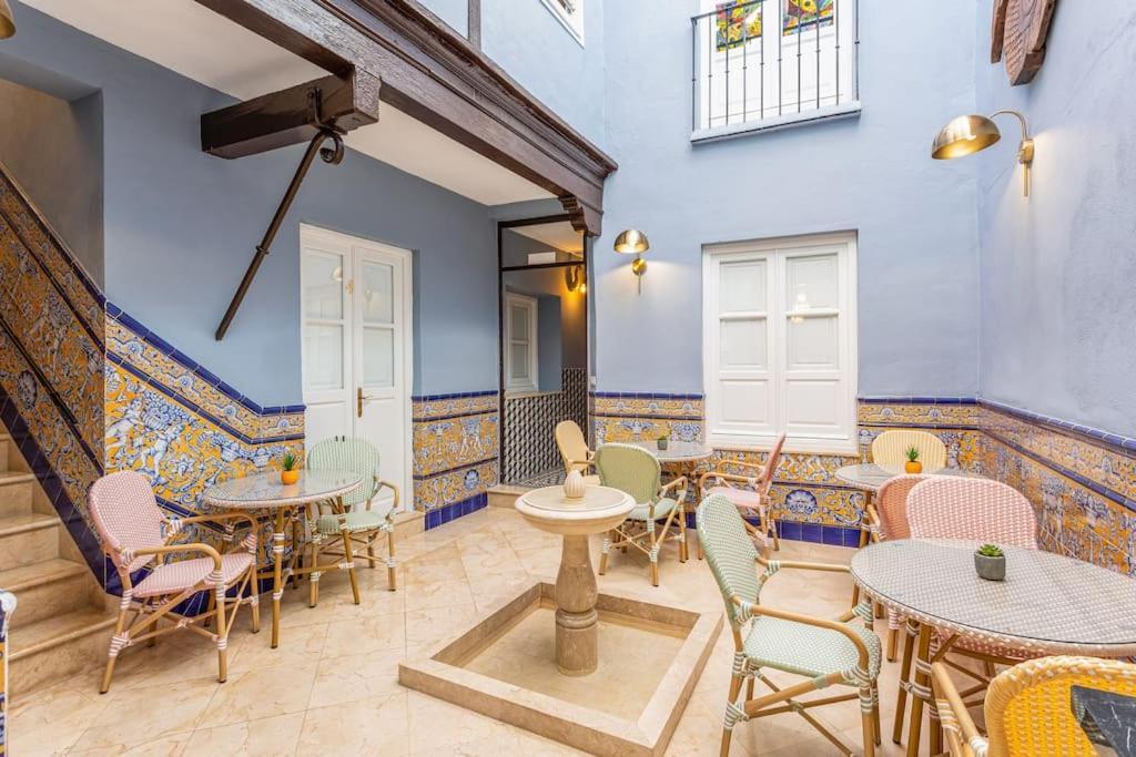1. Casa De Alma. In Historic House Apartament